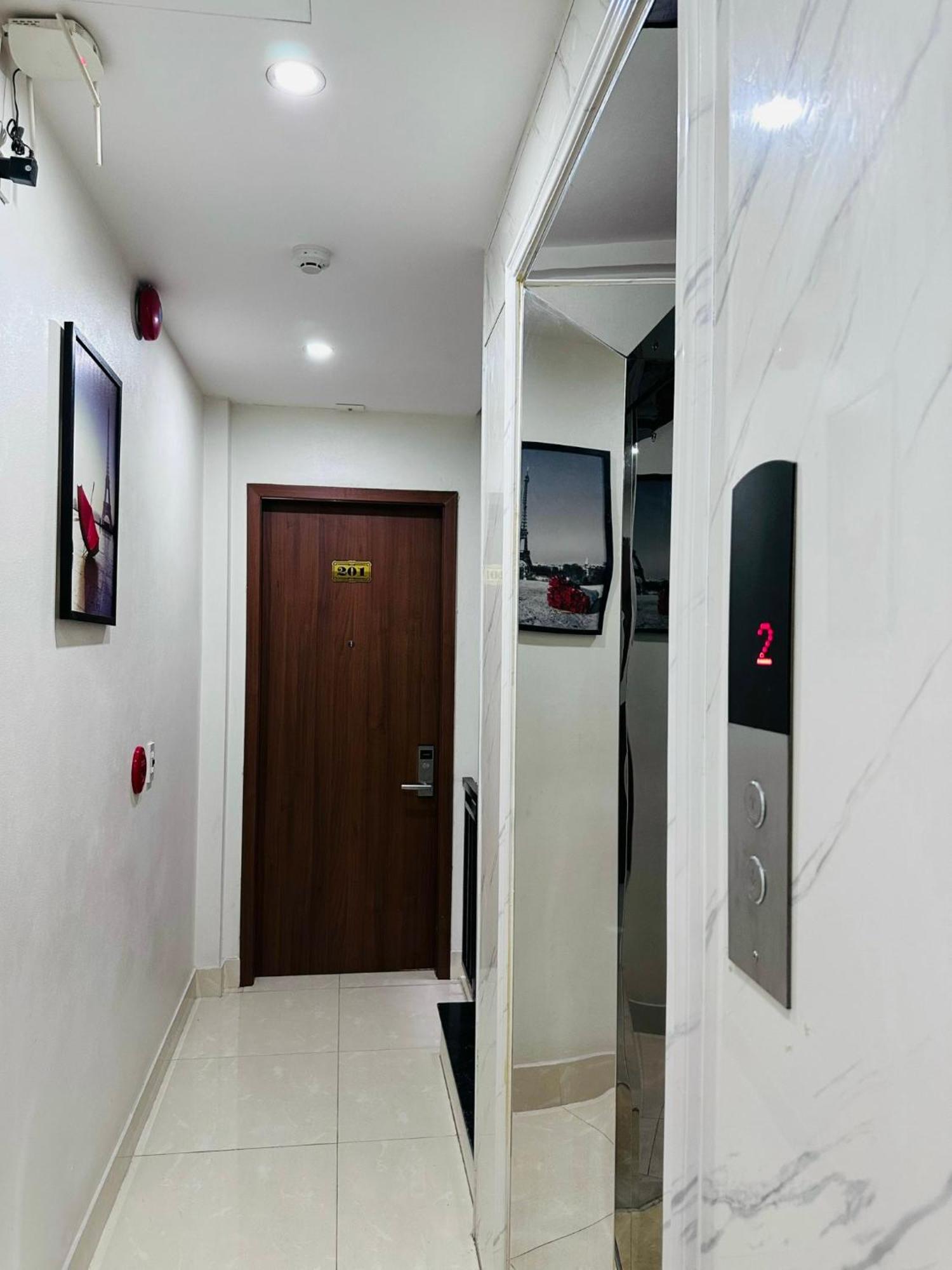 Nha Nghi Anh Dung Bed & Breakfast Ha Long Exterior photo