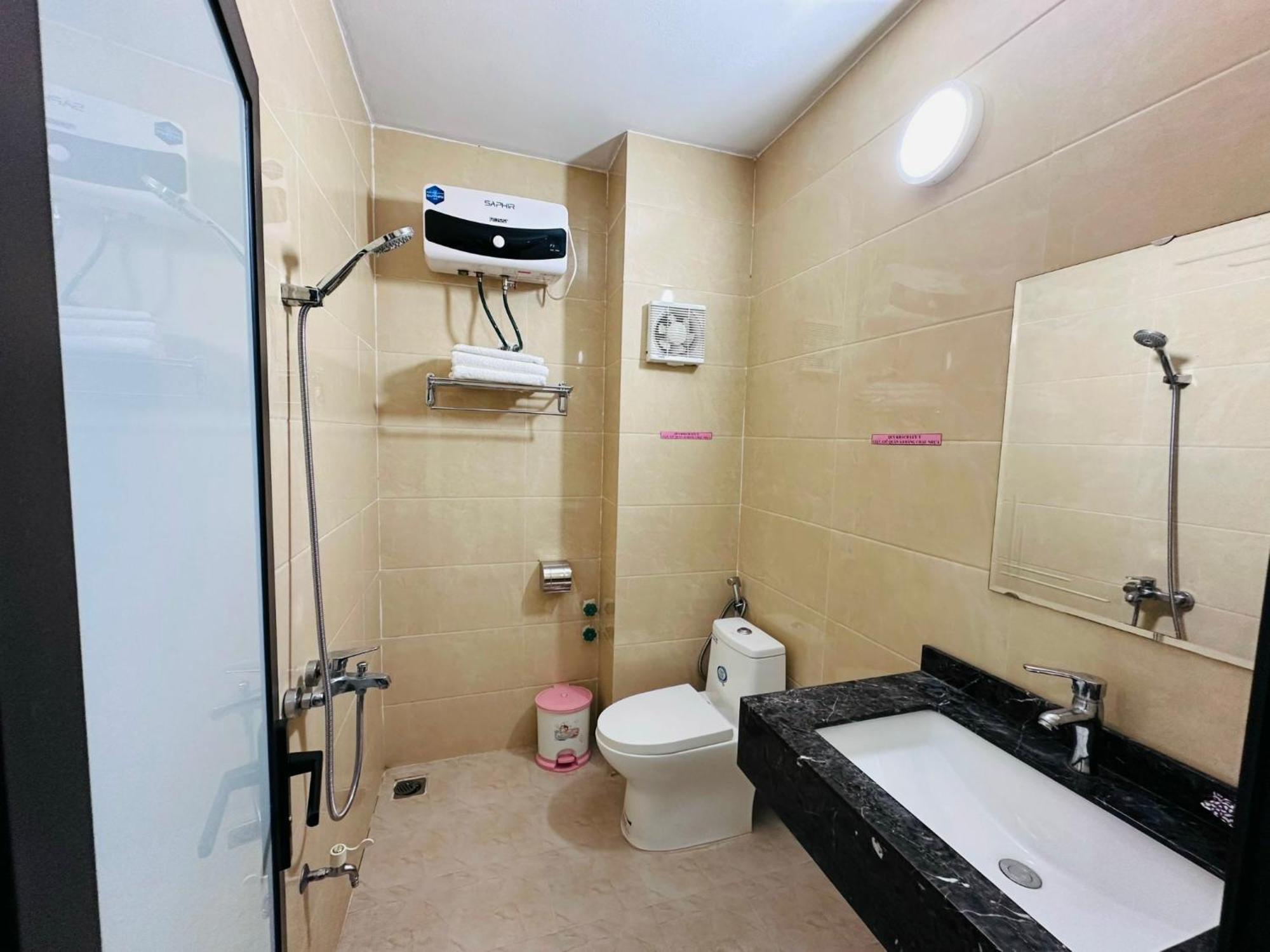 Nha Nghi Anh Dung Bed & Breakfast Ha Long Exterior photo